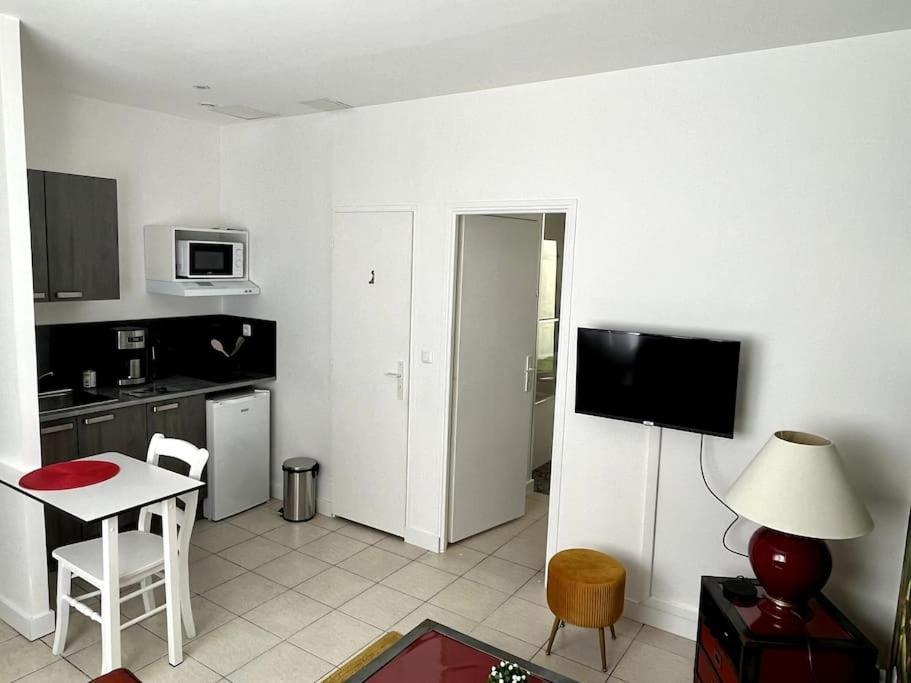 Appartement Avec Exterieur Loos エクステリア 写真